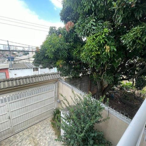Casa à venda com 160m², 3 quartos e 2 vagas