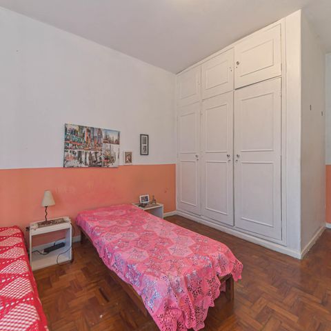 Casa à venda com 170m², 3 quartos e 2 vagas Casa à venda com 170m², 3 quartos e 2 vagasQuarto 2
