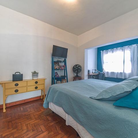 Casa à venda com 170m², 3 quartos e 2 vagas Casa à venda com 170m², 3 quartos e 2 vagasSuíte