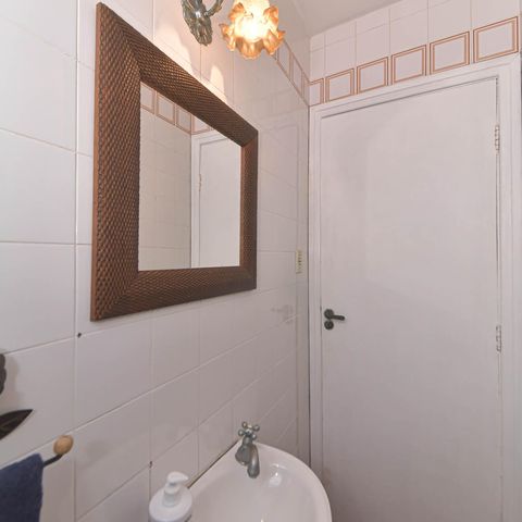 Casa à venda com 170m², 3 quartos e 2 vagas Casa à venda com 170m², 3 quartos e 2 vagasLavabo