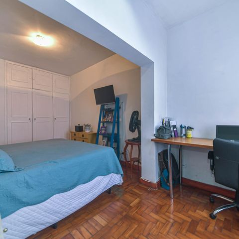 Casa à venda com 170m², 3 quartos e 2 vagas Casa à venda com 170m², 3 quartos e 2 vagasSuíte