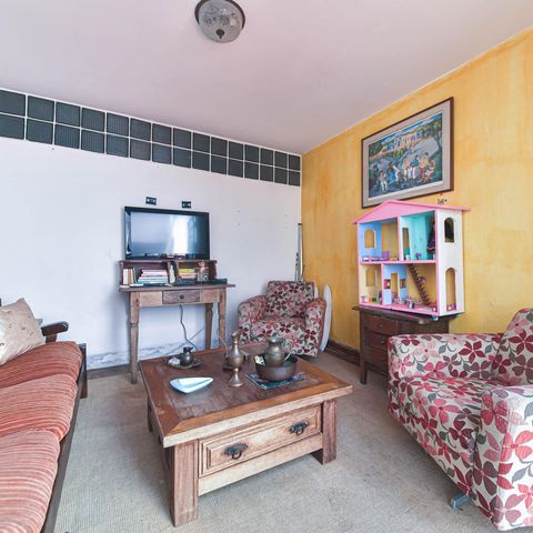Casa à venda com 170m², 3 quartos e 2 vagas Casa à venda com 170m², 3 quartos e 2 vagasBrinquedoteca
