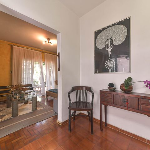 Casa à venda com 170m², 3 quartos e 2 vagas Casa à venda com 170m², 3 quartos e 2 vagasSala - Hall de Entrada