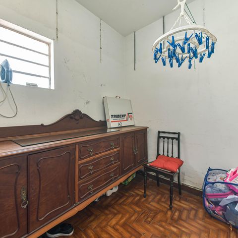 Casa à venda com 170m², 3 quartos e 2 vagas Casa à venda com 170m², 3 quartos e 2 vagasQuarto de Serviço