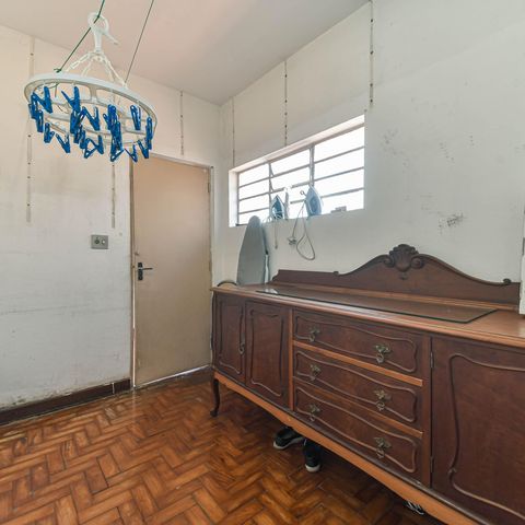 Casa à venda com 170m², 3 quartos e 2 vagas Casa à venda com 170m², 3 quartos e 2 vagasQuarto de Serviço