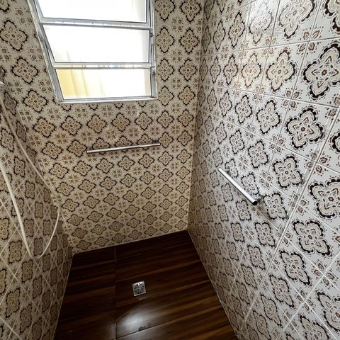 Casa à venda com 125m², 3 quartos e 2 vagasBanheiro