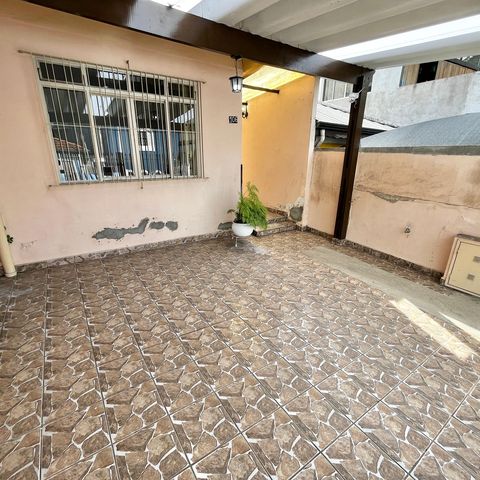 Casa à venda com 125m², 3 quartos e 2 vagasGaragem