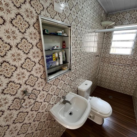Casa à venda com 125m², 3 quartos e 2 vagasBanheiro