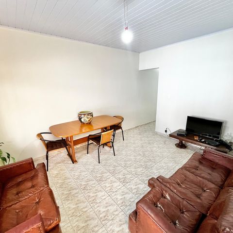 Casa à venda com 125m², 3 quartos e 2 vagasSala
