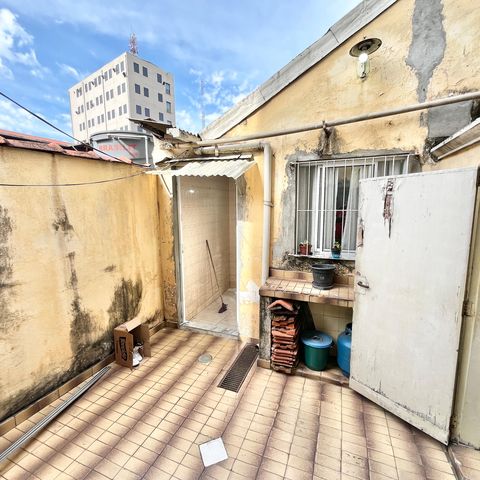 Casa à venda com 125m², 3 quartos e 2 vagasQuintal