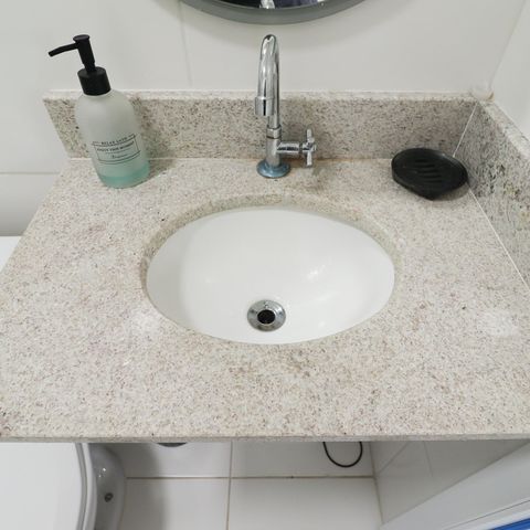 Studio à venda com 26m², 0 quarto e sem vaga Studio à venda com 26m², 0 quarto e sem vagaBanheiro