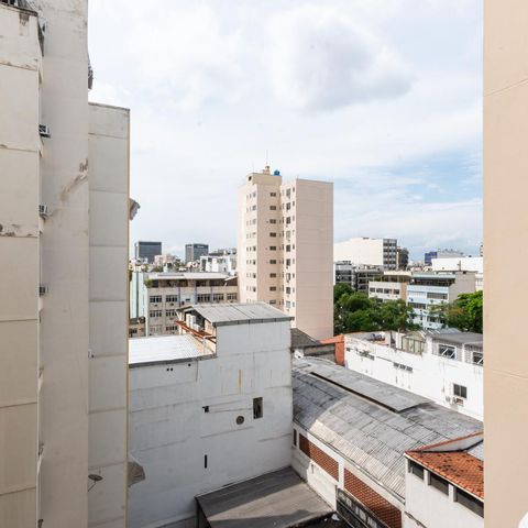 Apartamento à venda com 62m², 2 quartos e sem vagaVista
