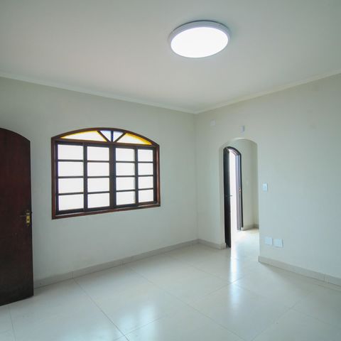 Casa para alugar com 400m², 3 quartos e 5 vagas