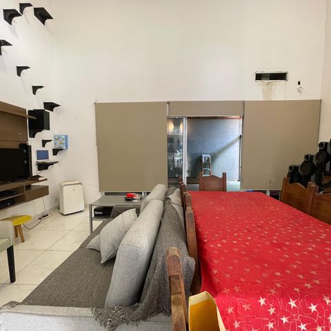 Casa à venda com 230m², 3 quartos e 3 vagasSala