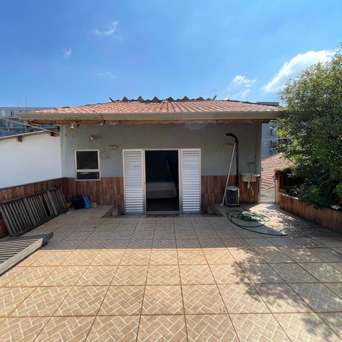 Casa à venda com 230m², 3 quartos e 3 vagasVaranda do Quarto 1
