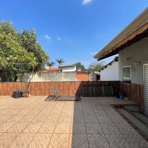 Casa à venda com 230m², 3 quartos e 3 vagasVaranda do Quarto 1