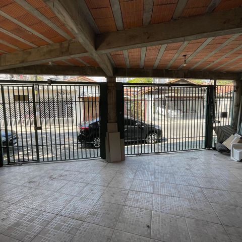 Casa à venda com 230m², 3 quartos e 3 vagasGaragem