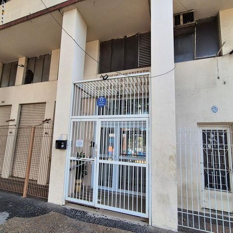 Apartamento à venda com 104m², 3 quartos e sem vaga Apartamento à venda com 104m², 3 quartos e sem vagaFachada do Bloco