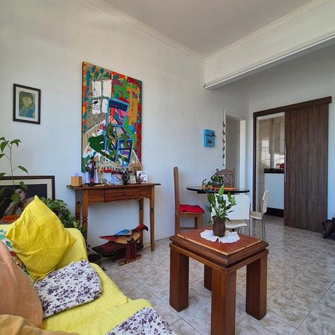 Apartamento à venda com 104m², 3 quartos e sem vaga Apartamento à venda com 104m², 3 quartos e sem vagaSala
