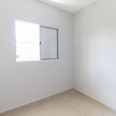 Casa à venda com 52m², 2 quartos e 1 vaga Casa à venda com 52m², 2 quartos e 1 vagaQuarto 1