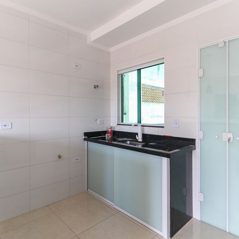 Casa à venda com 52m², 2 quartos e 1 vaga Casa à venda com 52m², 2 quartos e 1 vagaCozinha