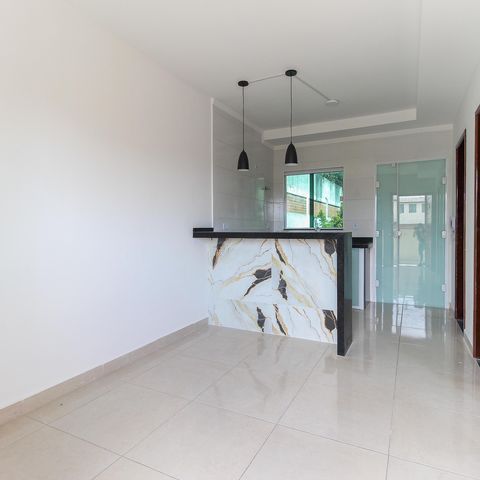 Casa à venda com 52m², 2 quartos e 1 vaga Casa à venda com 52m², 2 quartos e 1 vagaSala