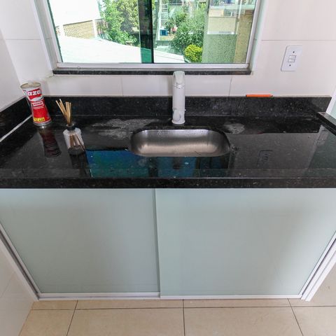 Casa à venda com 52m², 2 quartos e 1 vaga Casa à venda com 52m², 2 quartos e 1 vagaCozinha