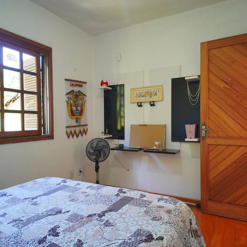 Casa à venda com 300m², 4 quartos e 3 vagasQuarto 1