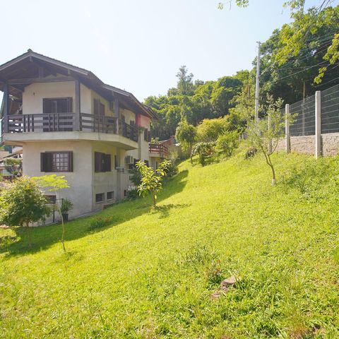 Casa à venda com 300m², 4 quartos e 3 vagasQuintal