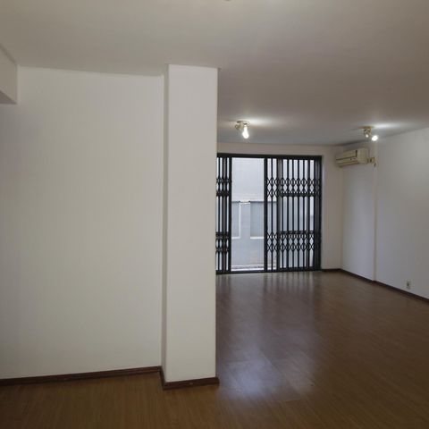 Apartamento para alugar com 113m², 3 quartos e sem vagaSala