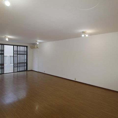 Apartamento para alugar com 113m², 3 quartos e sem vagaSala