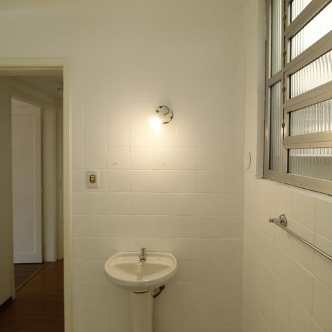 Apartamento para alugar com 113m², 3 quartos e sem vagaBanheiro da Suíte 1