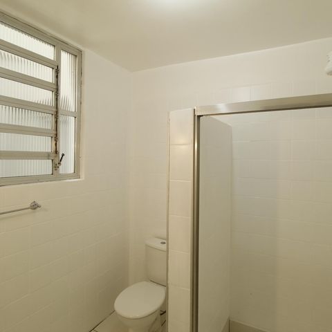 Apartamento para alugar com 113m², 3 quartos e sem vagaBanheiro da Suíte 1