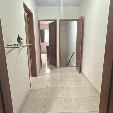 Casa à venda com 170m², 3 quartos e 2 vagas