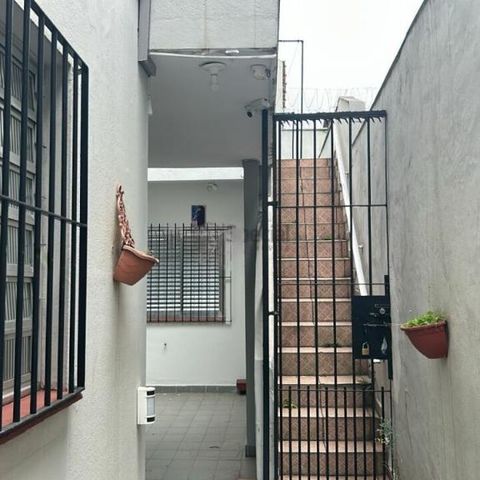 Casa à venda com 170m², 3 quartos e 2 vagas
