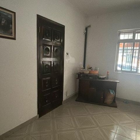 Casa à venda com 170m², 3 quartos e 2 vagas