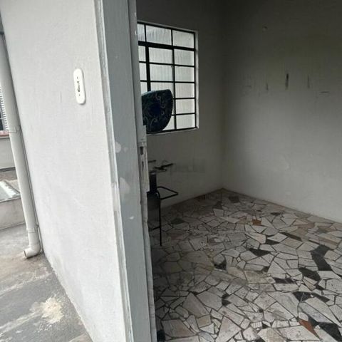Casa à venda com 170m², 3 quartos e 2 vagas