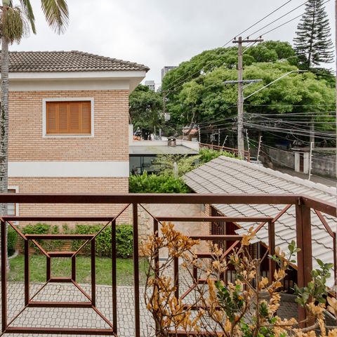 Casa de condomínio à venda com 365m², 4 quartos e 3 vagasVaranda da Suíte 2