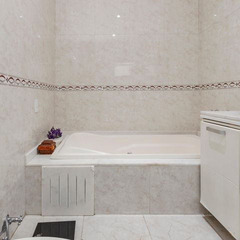 Casa de condomínio à venda com 365m², 4 quartos e 3 vagasBanheiro da Suíte 1