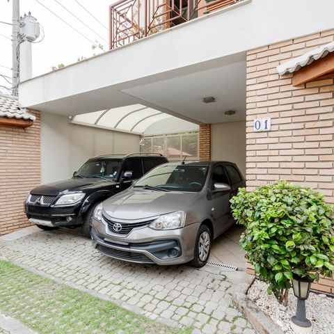 Casa de condomínio à venda com 365m², 4 quartos e 3 vagasGaragem