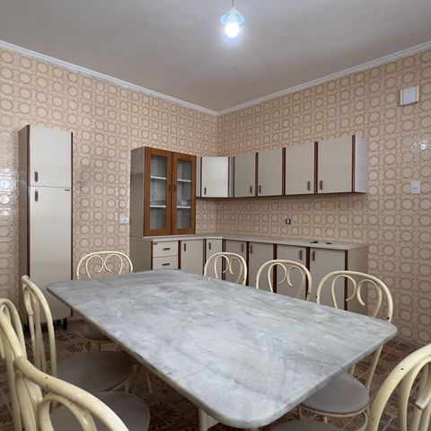 Casa à venda com 145m², 4 quartos e 2 vagasCozinha
