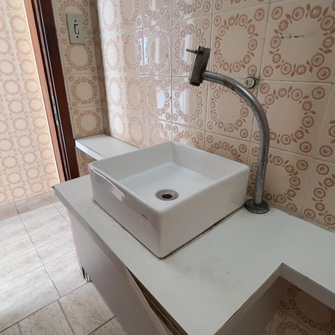 Casa à venda com 145m², 4 quartos e 2 vagasLavabo