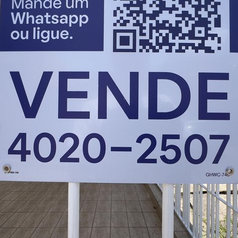 Casa à venda com 145m², 4 quartos e 2 vagasGHWC-746