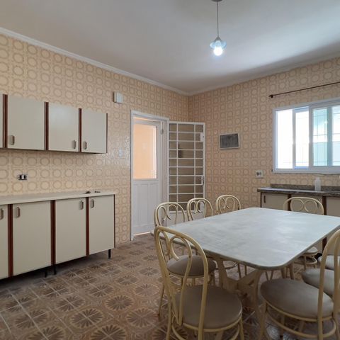 Casa à venda com 145m², 4 quartos e 2 vagasCozinha