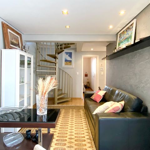 Apartamento à venda com 150m², 3 quartos e 3 vagas Apartamento à venda com 150m², 3 quartos e 3 vagasSala