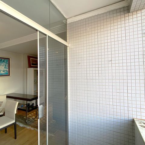 Apartamento à venda com 150m², 3 quartos e 3 vagas Apartamento à venda com 150m², 3 quartos e 3 vagasVaranda da Sala