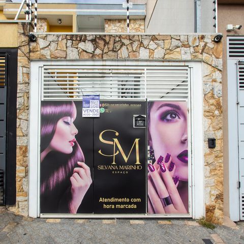Casa à venda com 75m², 3 quartos e 2 vagas Casa à venda com 75m², 3 quartos e 2 vagasFachada Fachada