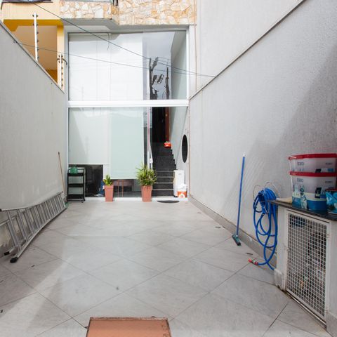 Casa à venda com 75m², 3 quartos e 2 vagas Casa à venda com 75m², 3 quartos e 2 vagasGaragem