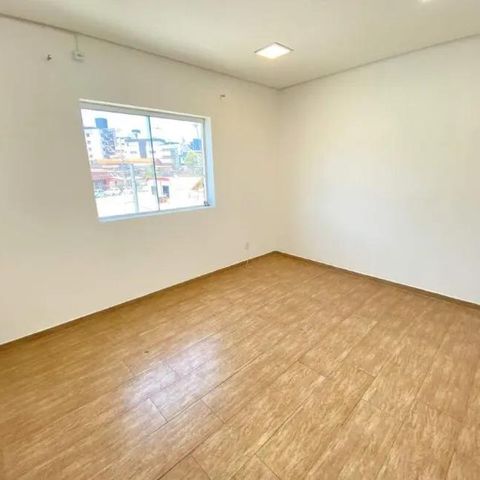 Casa para alugar com 170m², 4 quartos e sem vaga