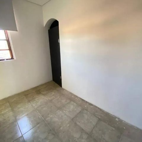 Casa para alugar com 170m², 4 quartos e sem vaga